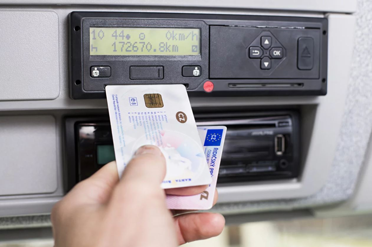 Tachograf-manipulacio Adótanácsadás magánszemélyeknek